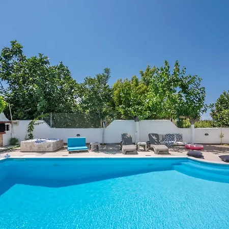 Thiseos Georgia'S Private Paradise Lechaio Exterior foto